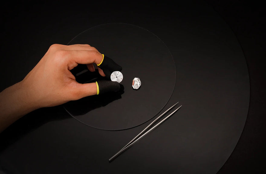 Sylvi Bella White Rosegold watch dial, offering a refined design with excellent legibility.