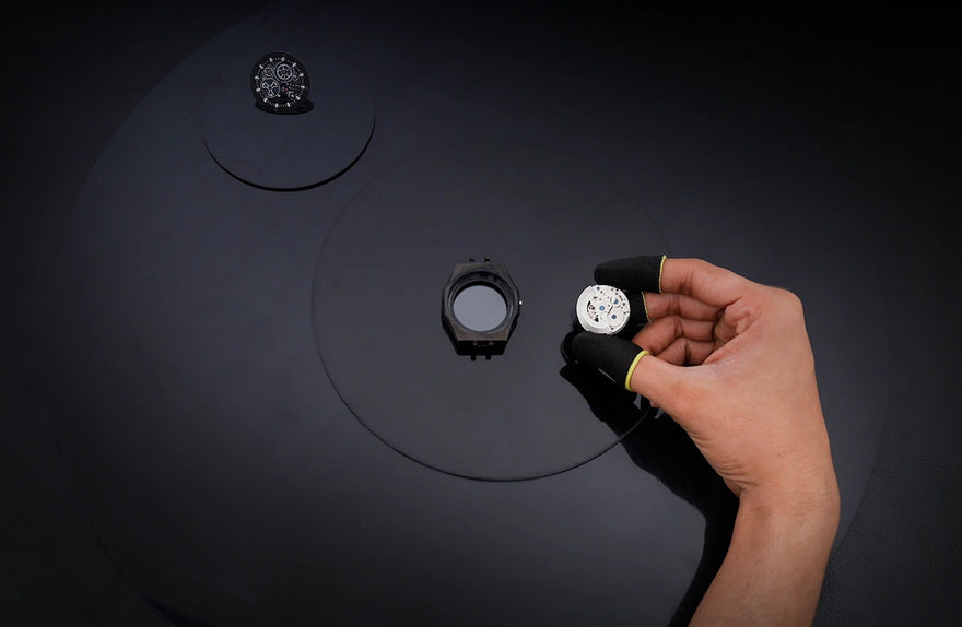 Sylvi Gravitas All Black Steel movement manufacturing image
