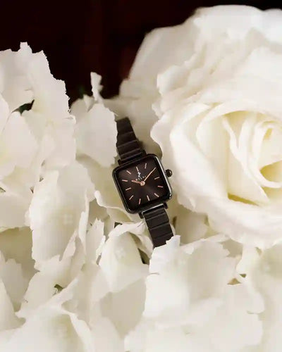 Timeora Deep Black